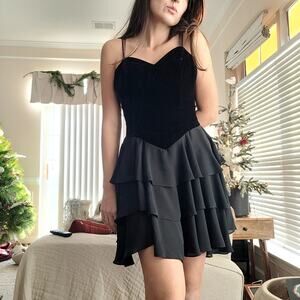 Late Edition Vtg Velvet Dress Whimsygoth Sz 4